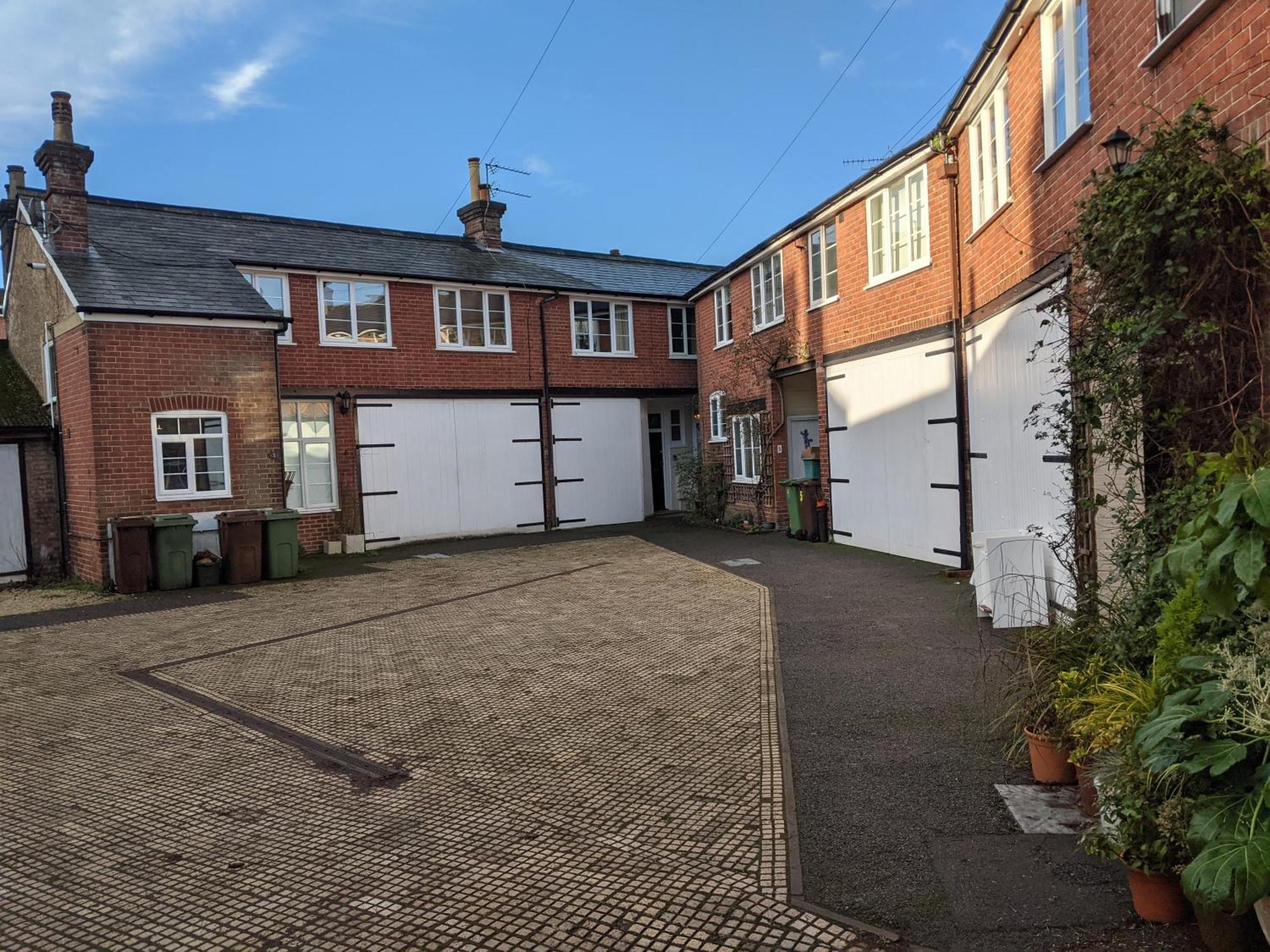 Lovely Stable mews in hidden location Lägenhet Royal Tunbridge Wells Exteriör bild